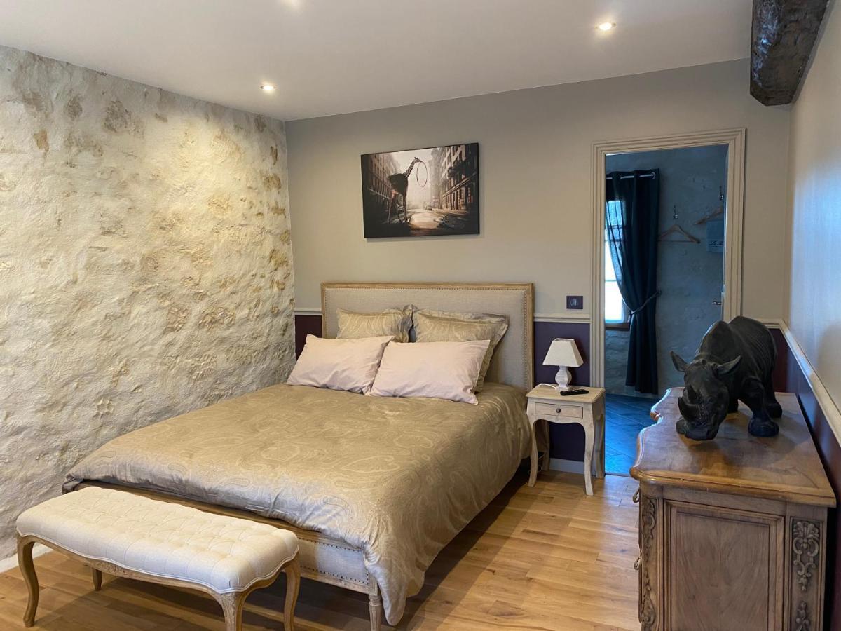Bed and Breakfast La Maison Du Caillou Pontarme Экстерьер фото